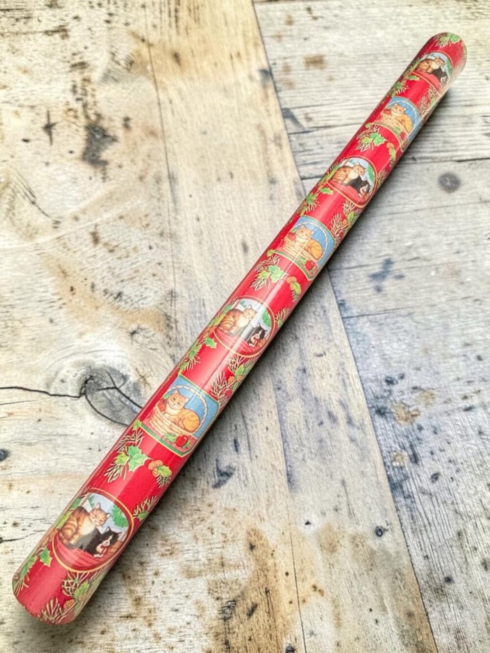 Vintage Carlton Cards Jumbo Christmas Wrapping Paper Roll With Cats & Holiday De